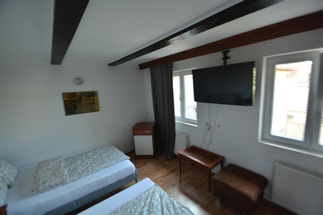 Gala - Guesthouse 오라데아 외부 사진
